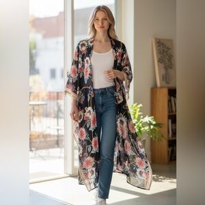 ANDREE BY UNIT Floral Kimono Top - Black and Pink